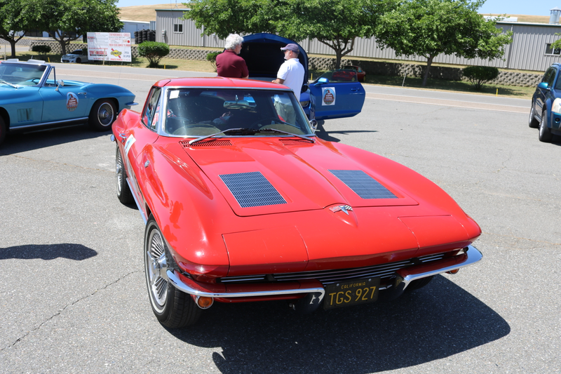 Illustration for article titled Day 2 Photodump (with RACE CARS!!!)